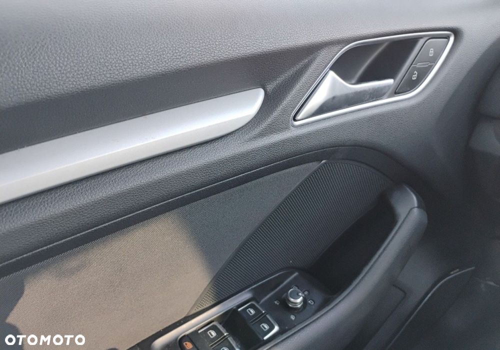 Audi A3 Sportback - 11