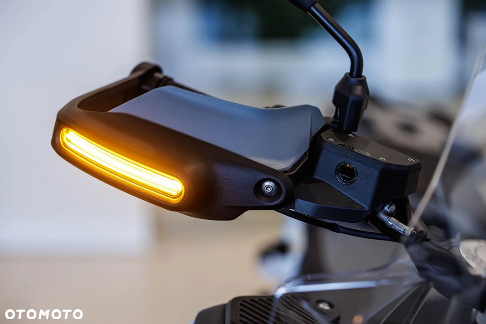 BMW R - 10