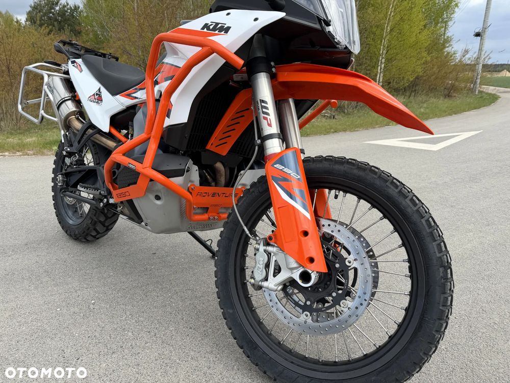 KTM Adventure - 8