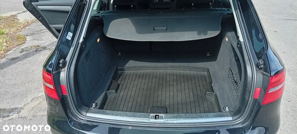 Audi A4 Avant 2.0 TDI DPF Ambition - 9