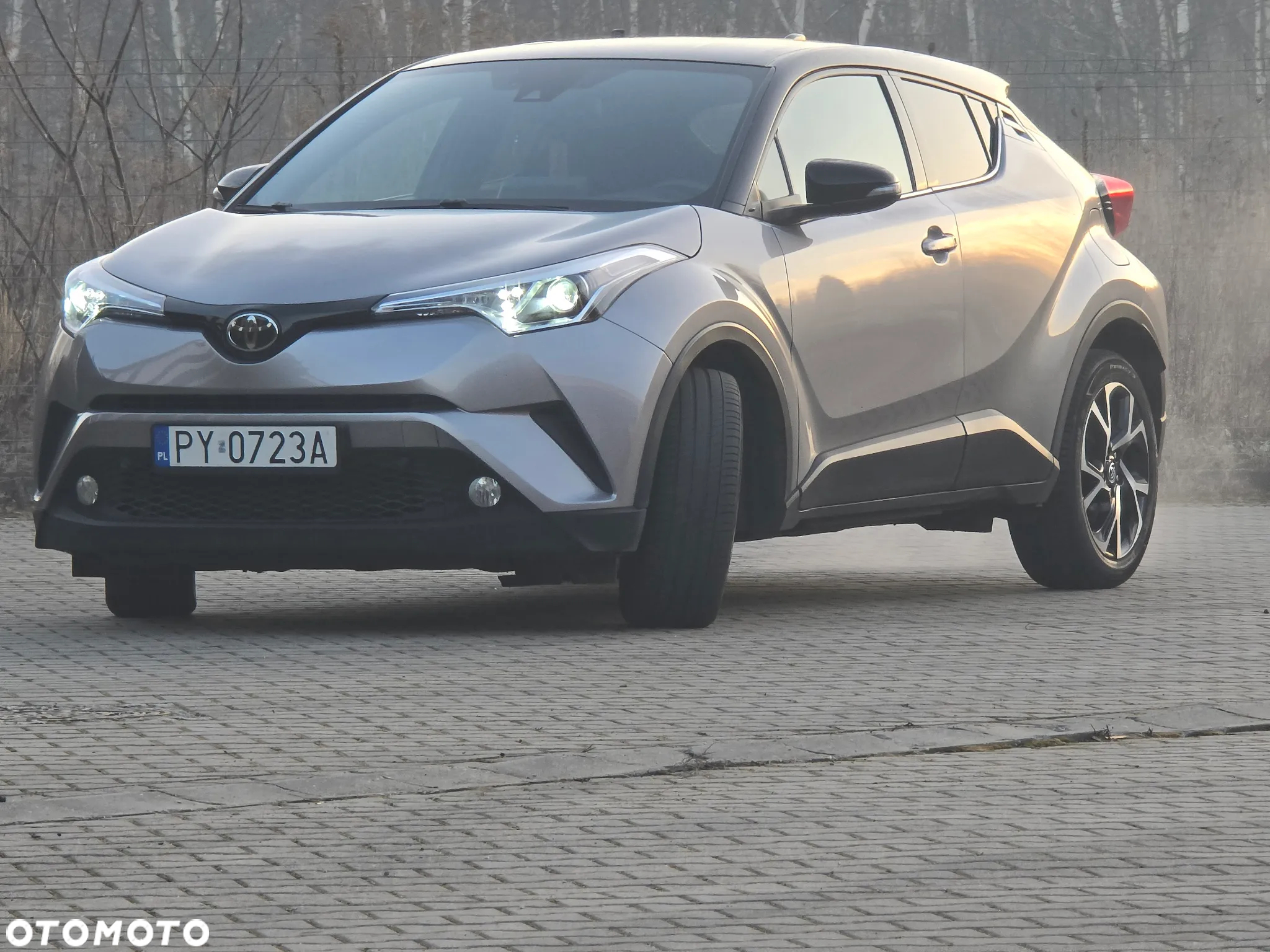 Toyota C-HR 1.2 T Dynamic CVT 4x4 - 4