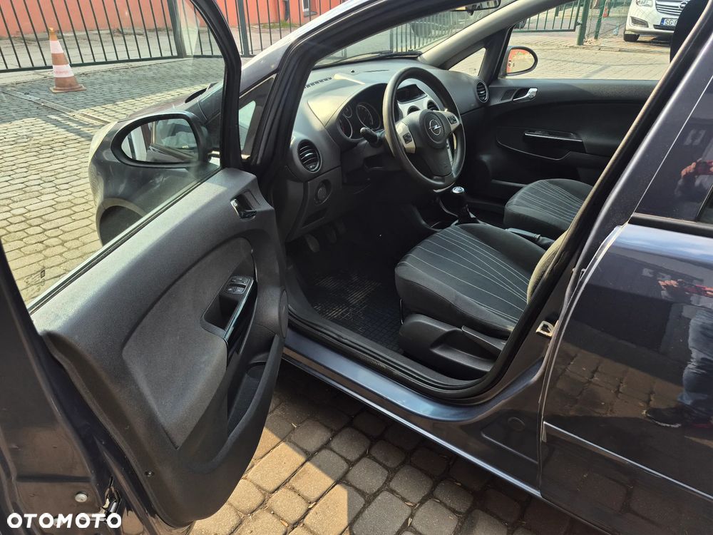 Opel Corsa 1.2 16V Catch me - 9