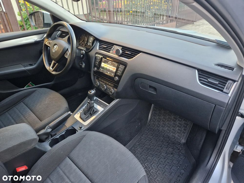 Skoda Octavia 1.4 TSI Edition DSG - 7