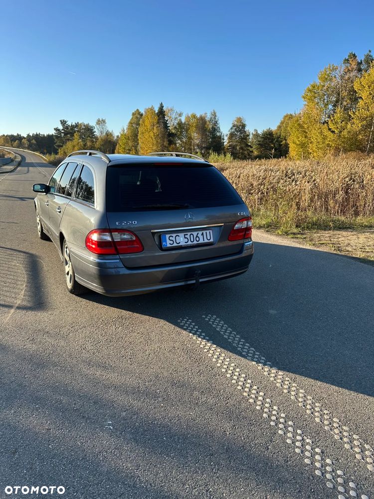 Mercedes-Benz Klasa E 220 T CDI Automatik Avantgarde - 3