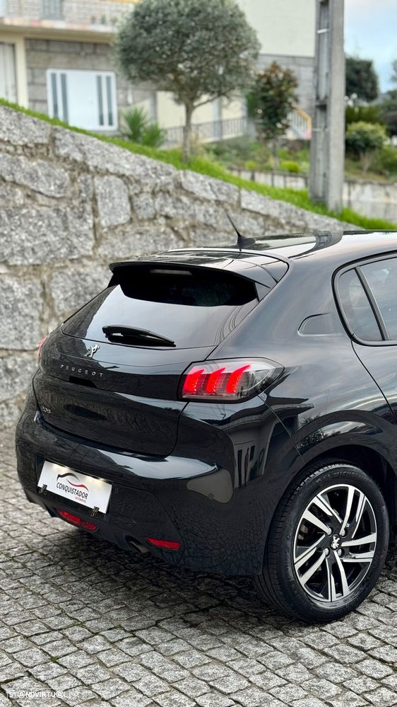 Peugeot 208 1.2 PureTech Allure - 18