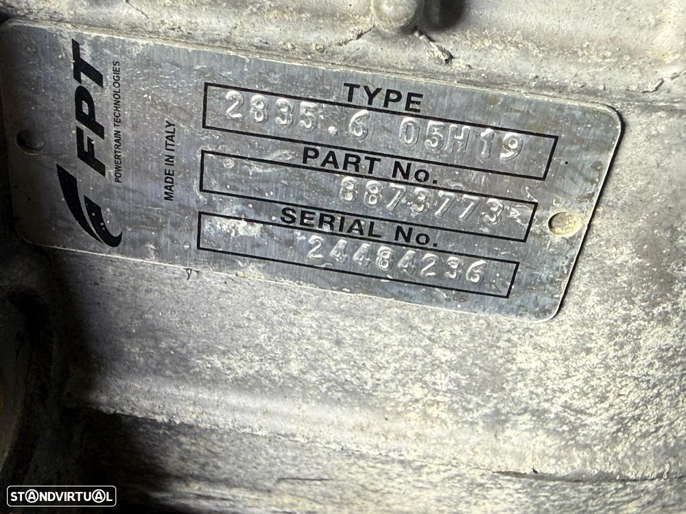 Caixa de Velocidades IVECO DAILY 2.3 Com 24 Mil KMS Ref: 8873773 - 5