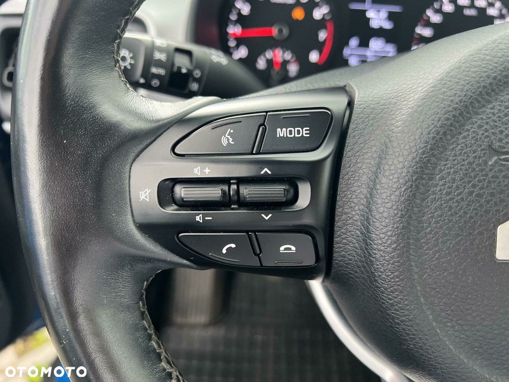 Kia Stonic - 16