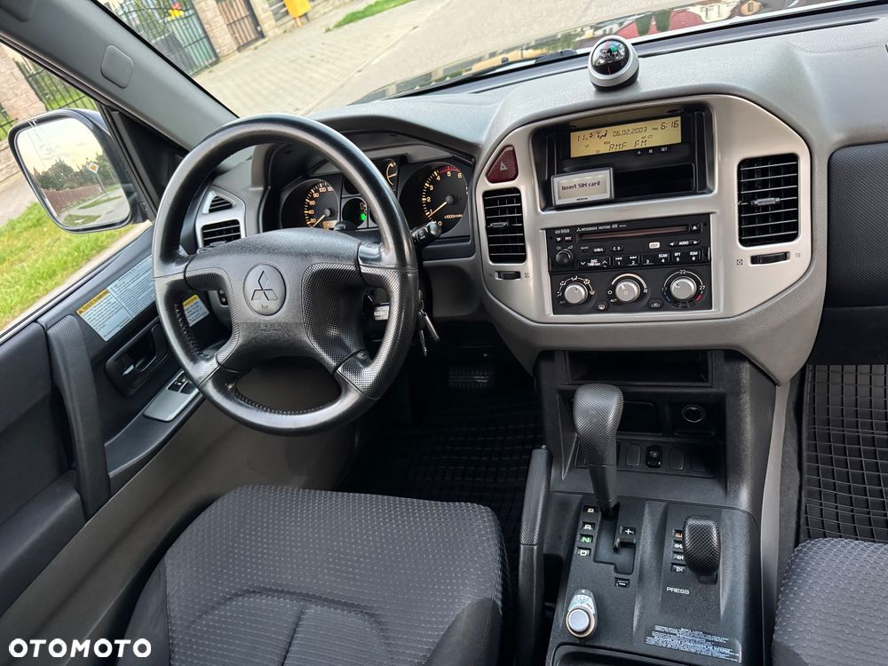 Mitsubishi Pajero 3.2 DI-D Automatik Liberty - 7