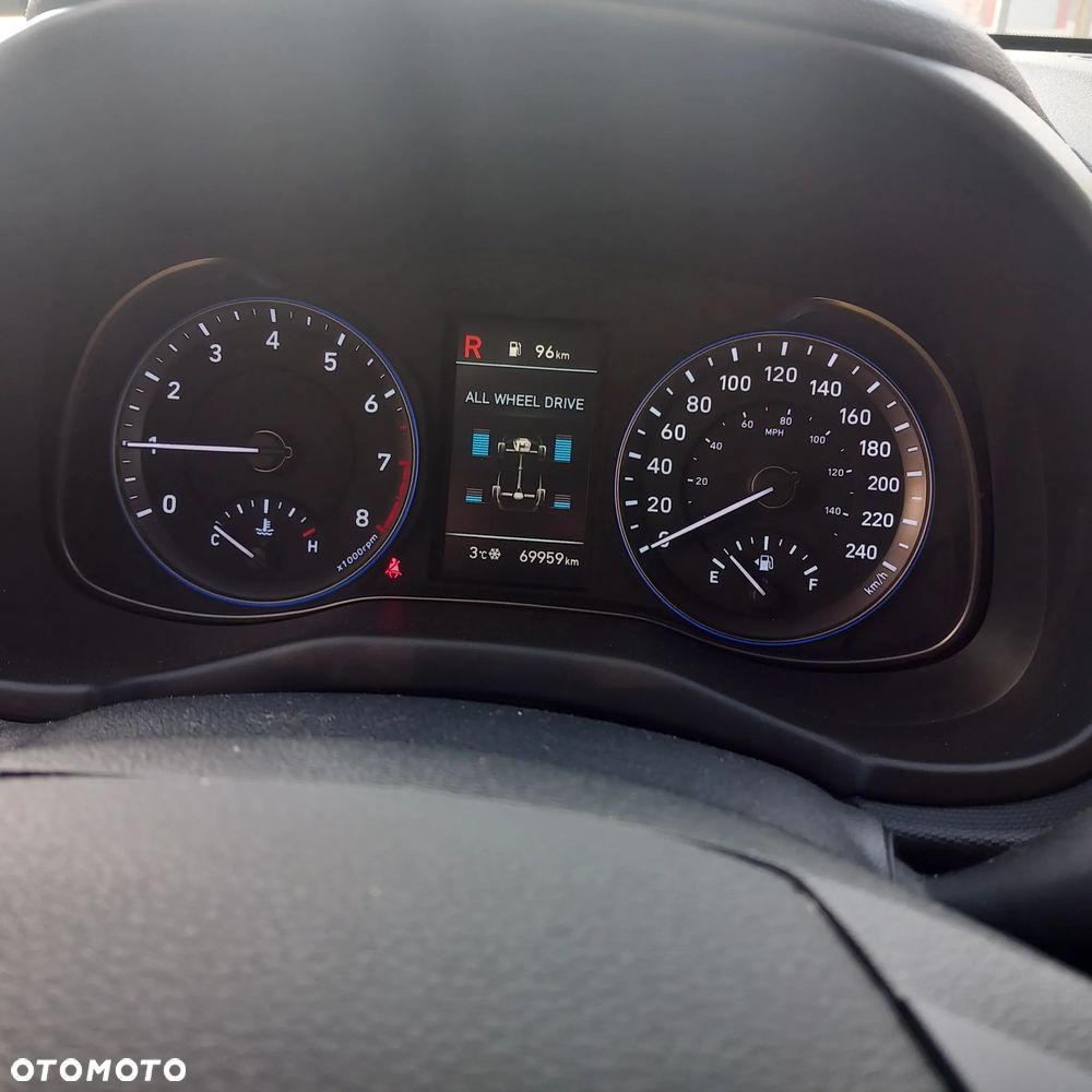 Hyundai Kona 1.6 T-GDI DCT Unique - 17