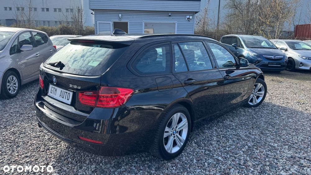 BMW Seria 3 318d DPF Edition Sport - 14