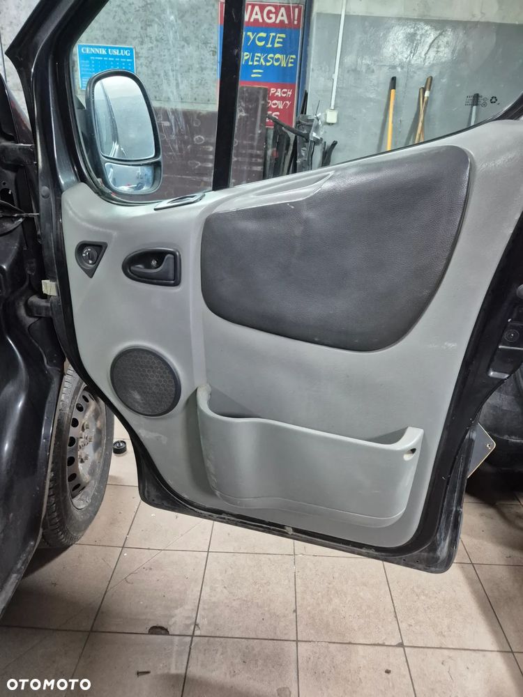 BOCZEK PRAWY AIRBAG PRIMASTAR TRAFIC VIVARO 01-14 - 1