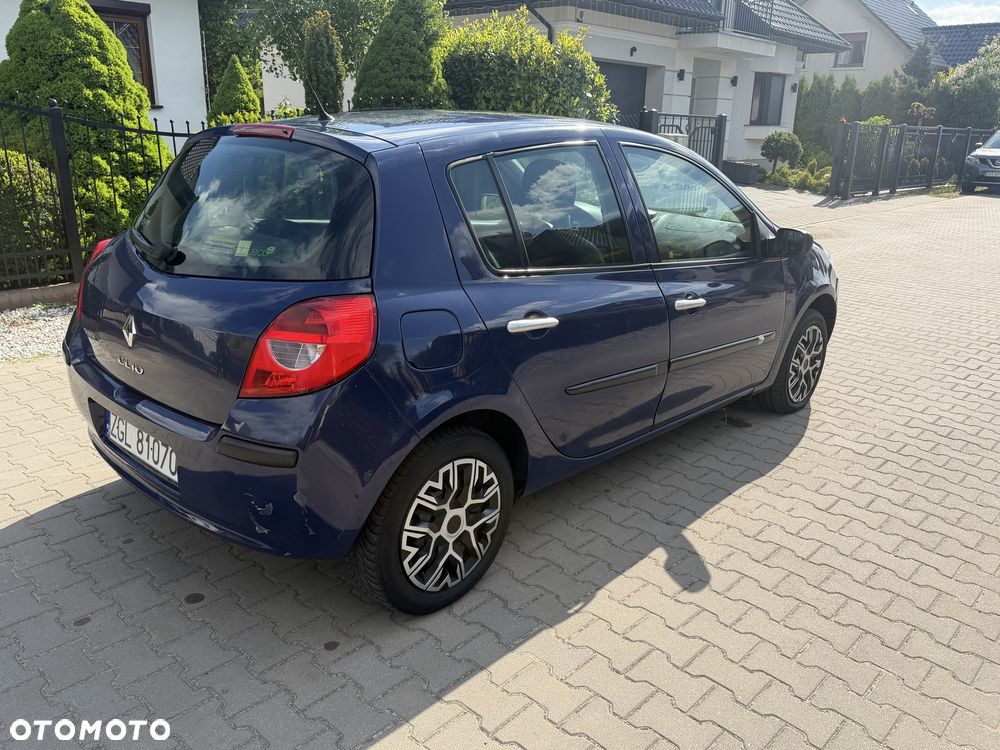 Renault Clio - 3