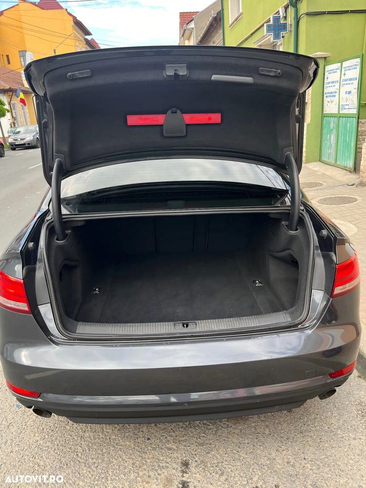 Audi A4 Limuzina 40 TFSI - 3