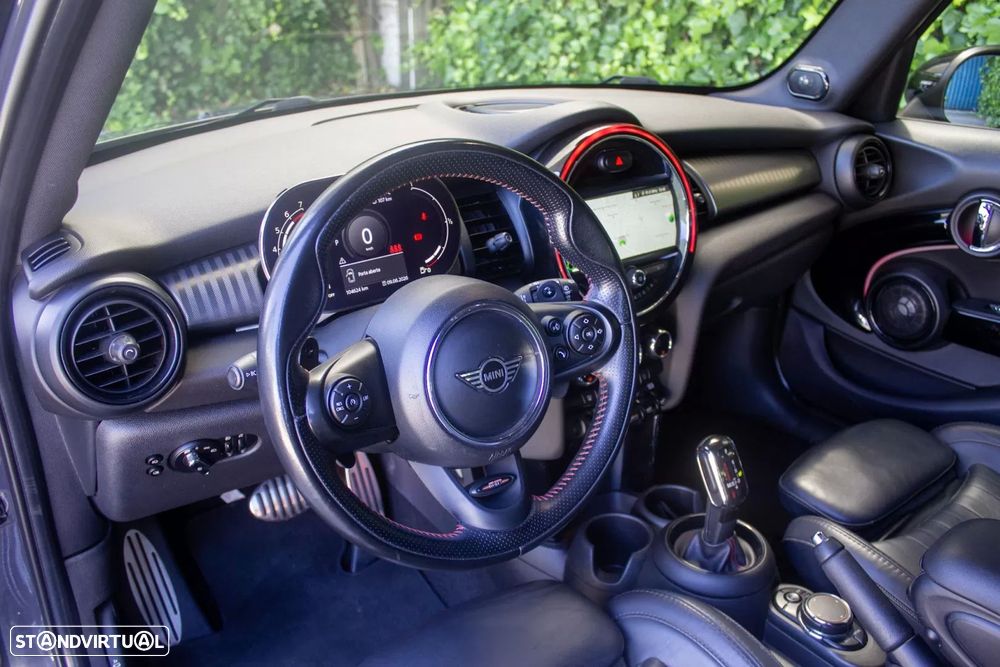 MINI 5 Portas Cooper SD Auto Desportiva - 12