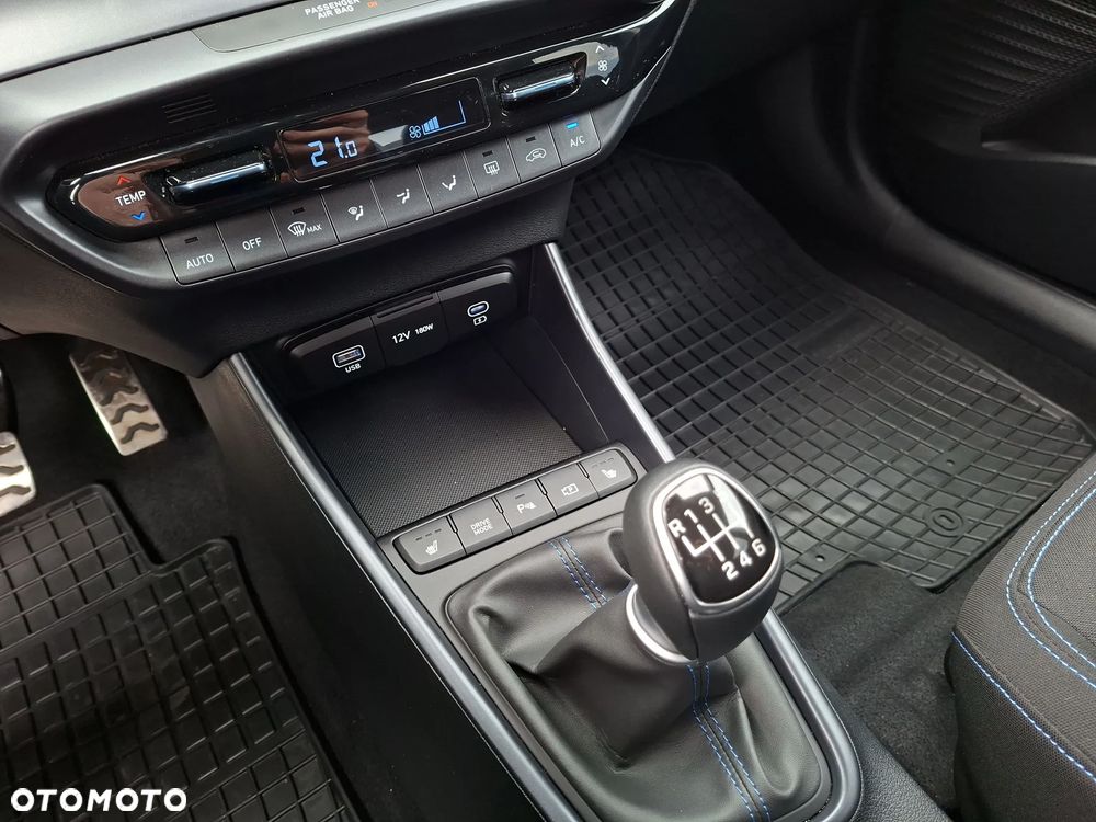 Hyundai Bayon 1.0 T-GDI Smart - 22