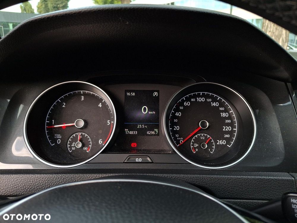 Volkswagen Golf VII 1.6 TDI BMT Comfortline - 16