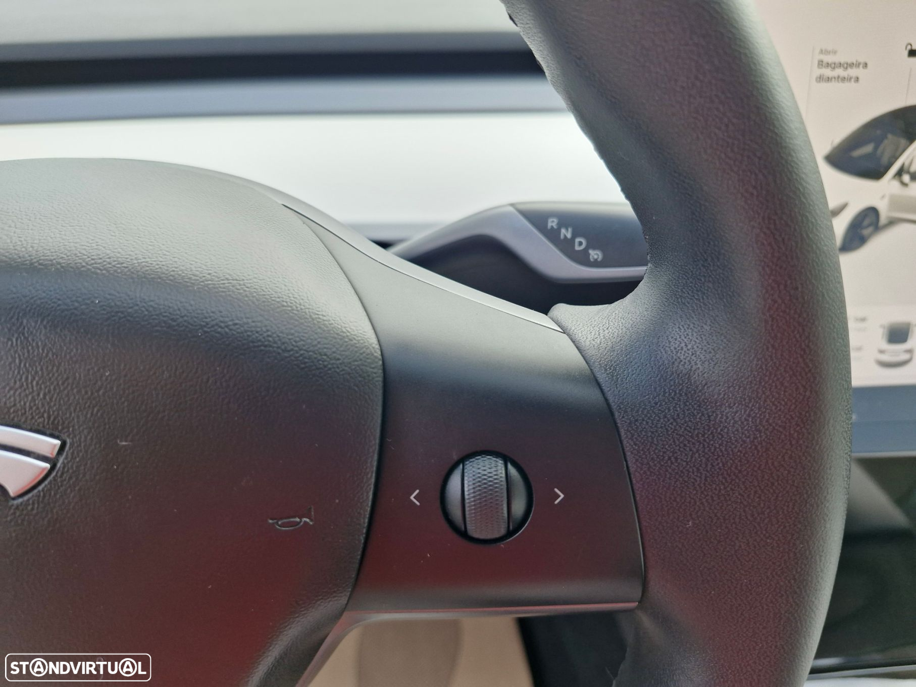 Tesla Model 3 Long-Range Dual Motor AWD - 32