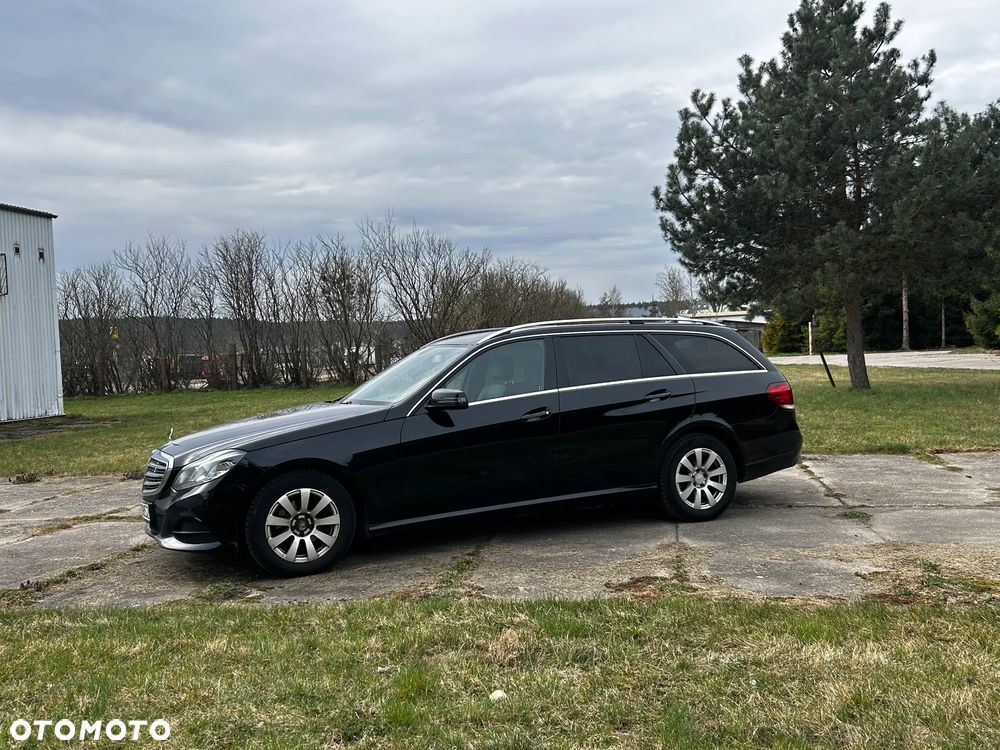 Mercedes-Benz Klasa E 220 BlueTEC 9G-TRONIC Elegance - 3