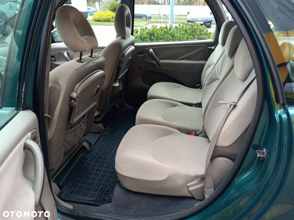 Citroën Xsara Picasso 1.8i 16V Exclusive - 8