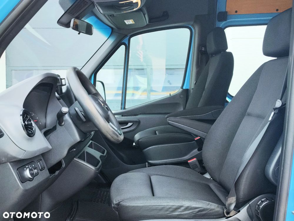 Mercedes-Benz Sprinter 319 V6 3.0 LED*Navi*Webasto - 18