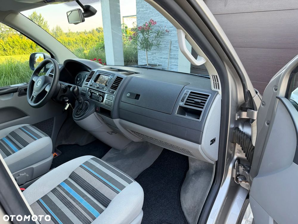 Volkswagen California - 12