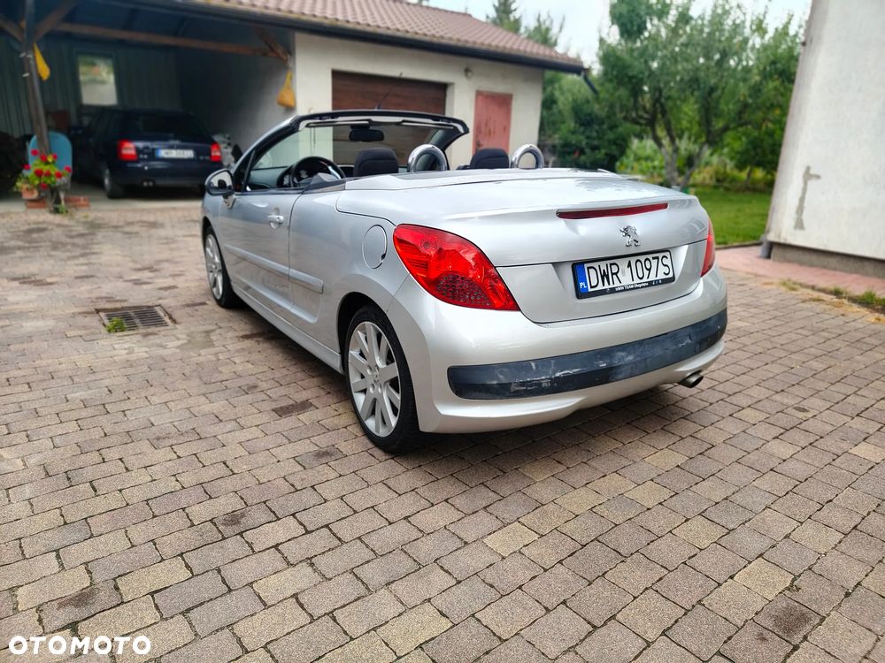 Peugeot 207 CC 1.6 HDi Premium - 4