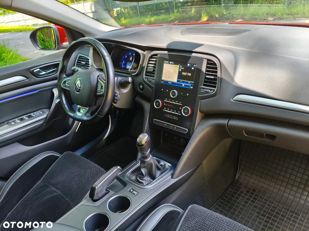 Renault Megane 1.3 TCe FAP Intens - 6