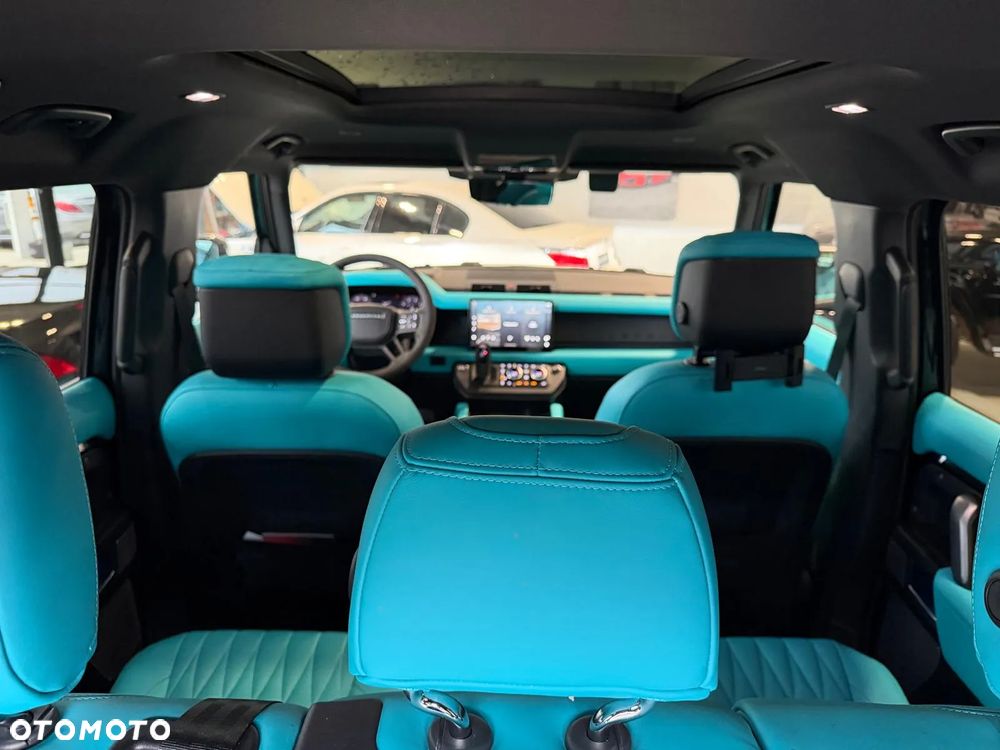 Land Rover Defender 5.0 P525 V8 - 34