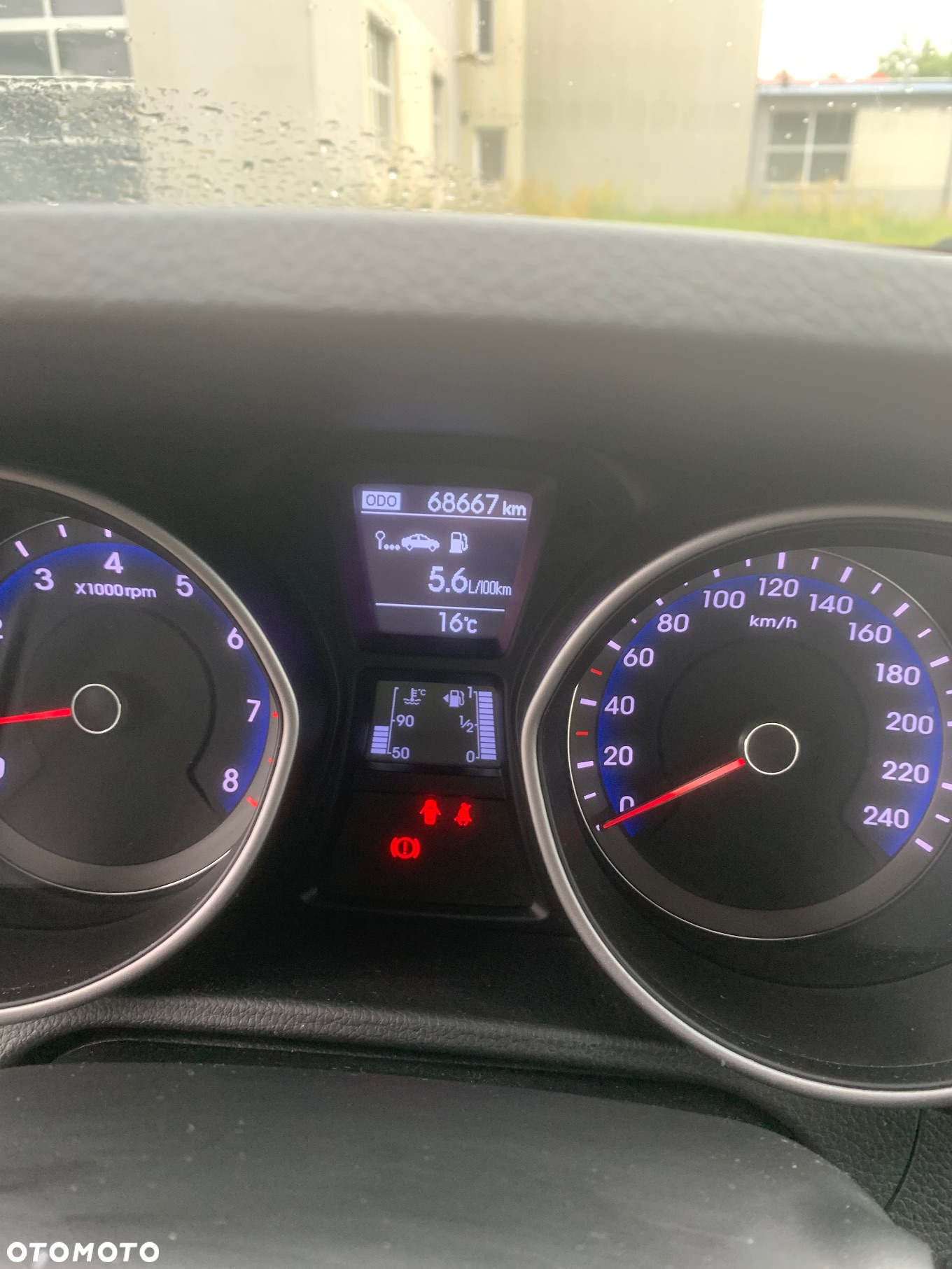 Hyundai i30 1.6 Comfort - 19