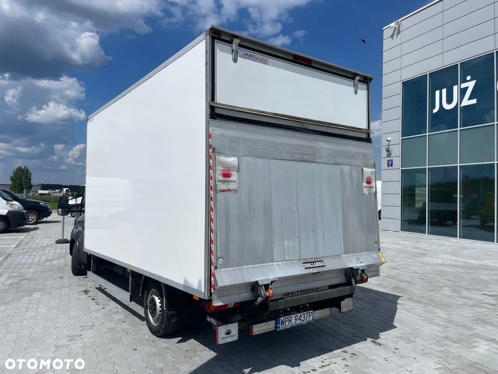 Iveco 35S18 Kontener 8EP Winda - 4