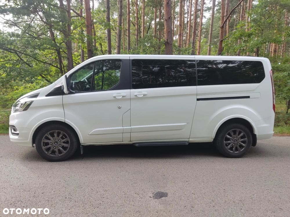 Ford Tourneo Custom 320 L2H1 VA Titanium X - 2