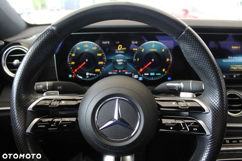 Mercedes-Benz Klasa E 220 d 4Matic 9G-TRONIC AMG Line - 16