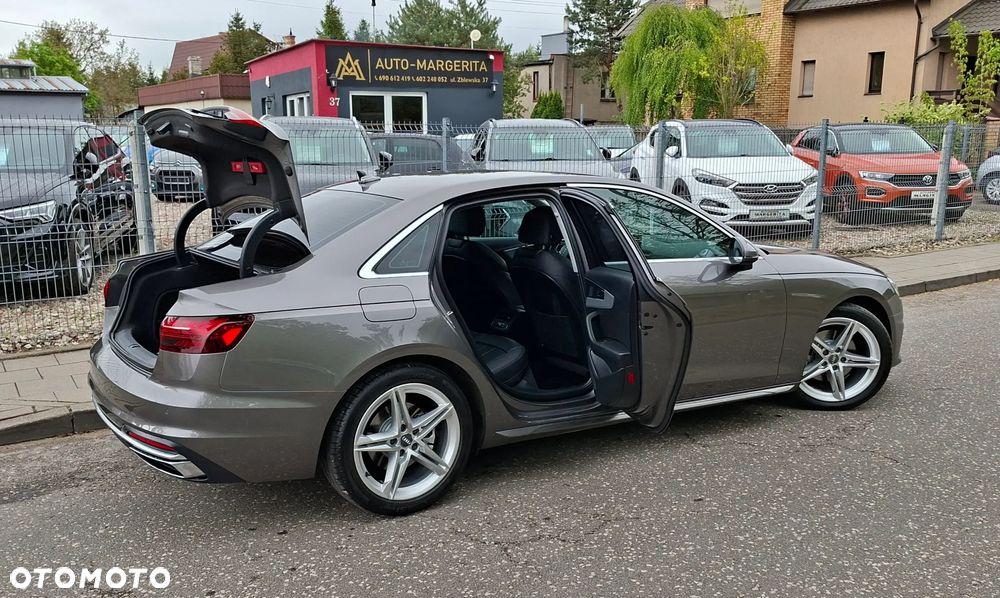 Audi A4 Limousine - 37