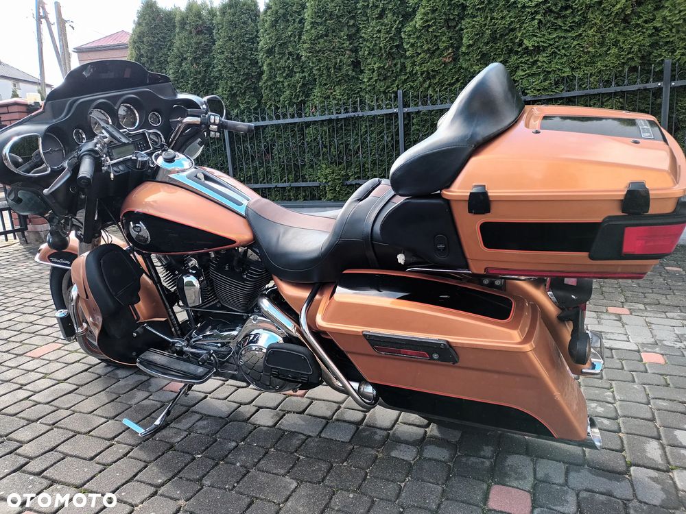 Harley-Davidson FLHTCU Ultra - 8