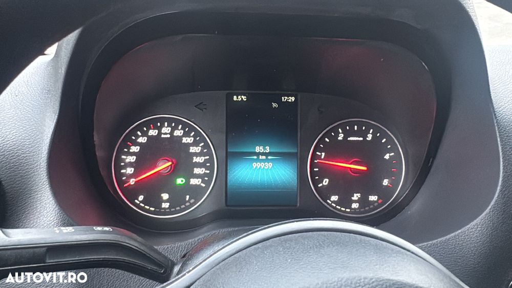 Mercedes-Benz Sprinter - 3