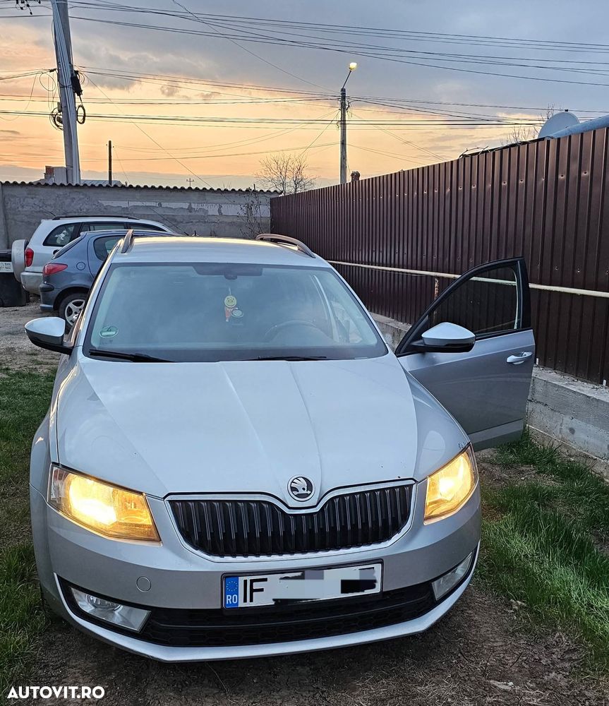 Skoda Octavia 2.0 TDI STYLE DSG - 1