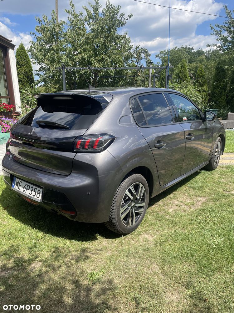 Peugeot 208 - 3