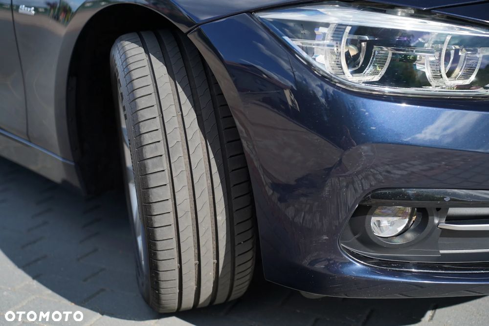 BMW Seria 3 320d Sport-Aut Efficient Dynamics Edition Sport Line - 15