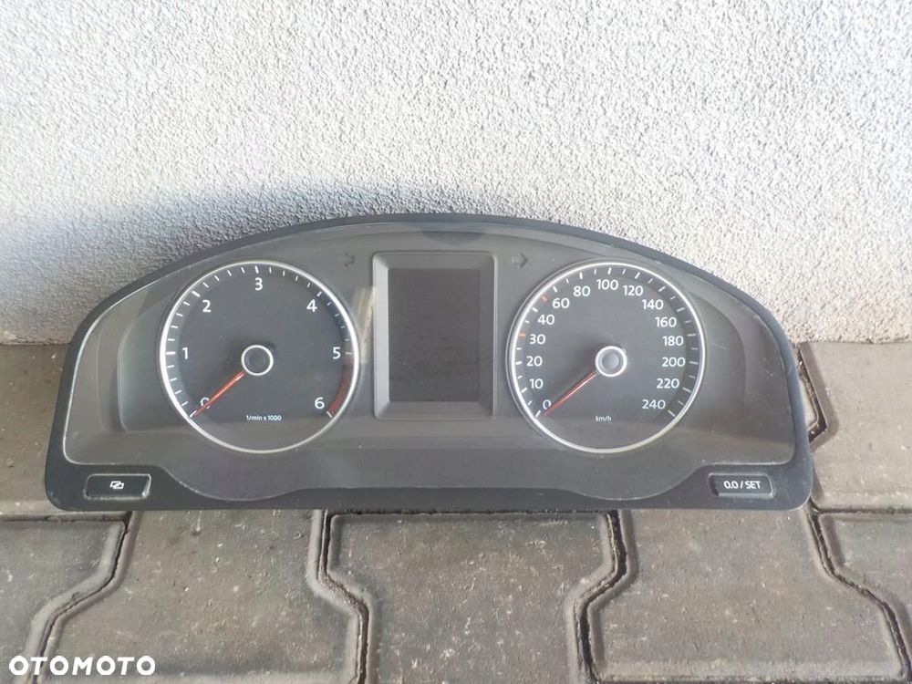 VW T5 ZEGARY LICZNIK PRĘDKOŚCIOMIERZ 7E0920860E - 1