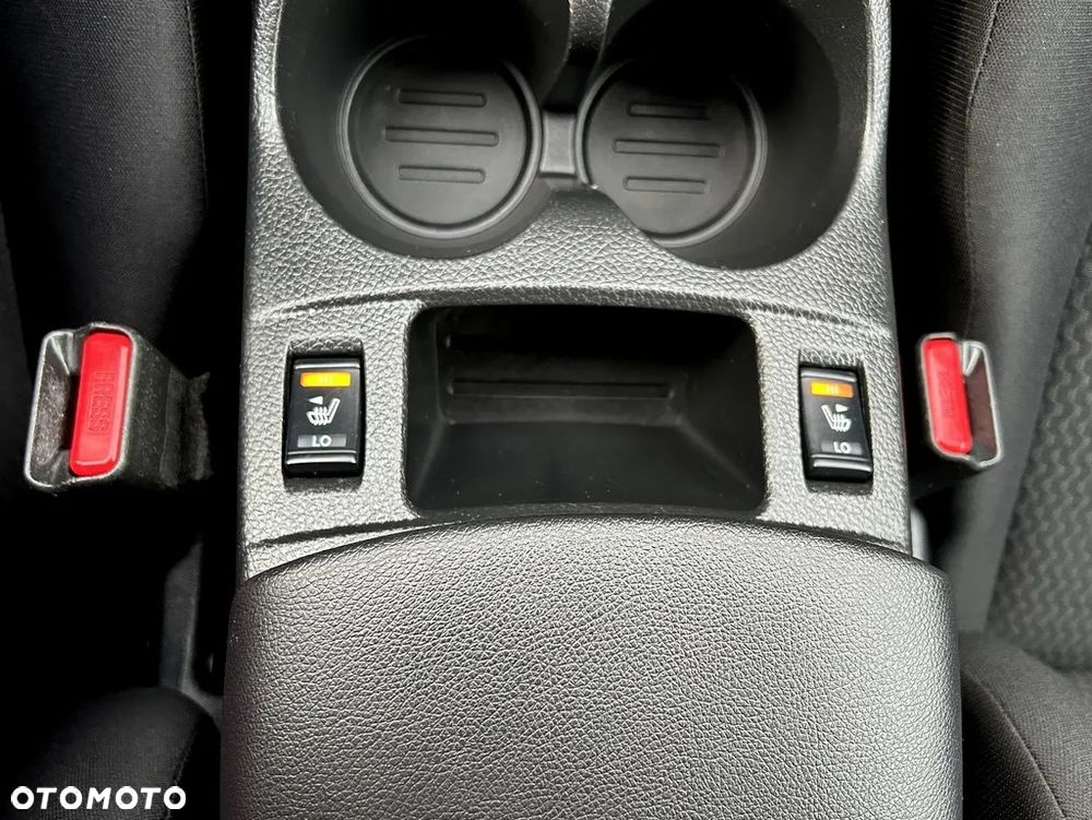 Nissan Qashqai - 8