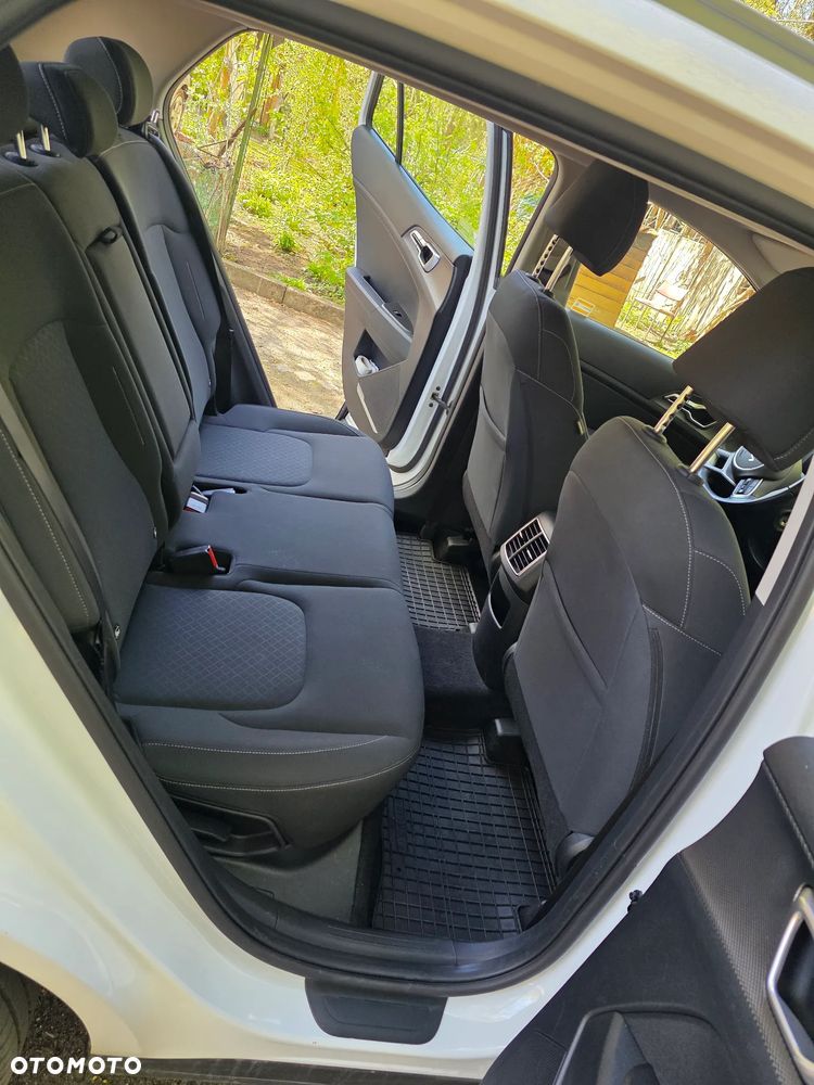 Kia Sportage 1.6 T-GDI M 2WD - 11