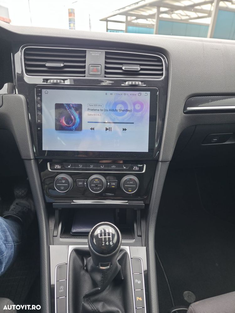 Volkswagen Golf 2.0 BlueTDI Highline - 13