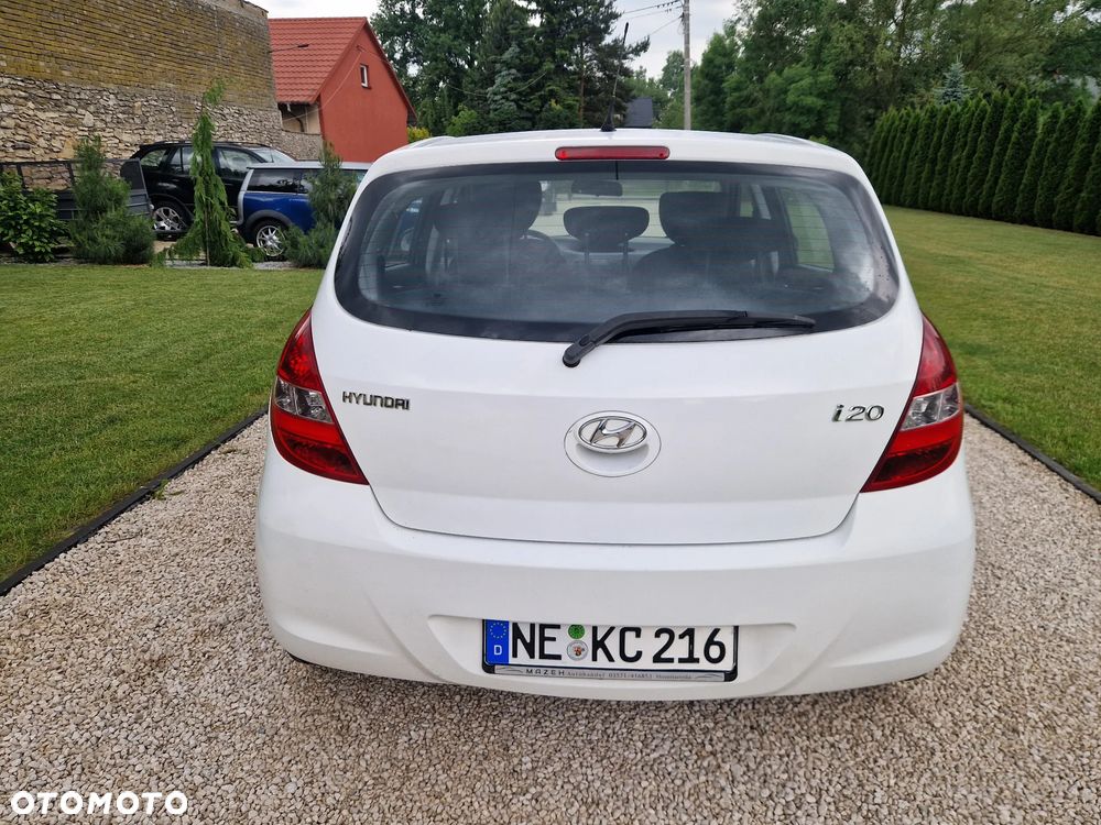 Hyundai i20 1.2 Edition Plus - 21