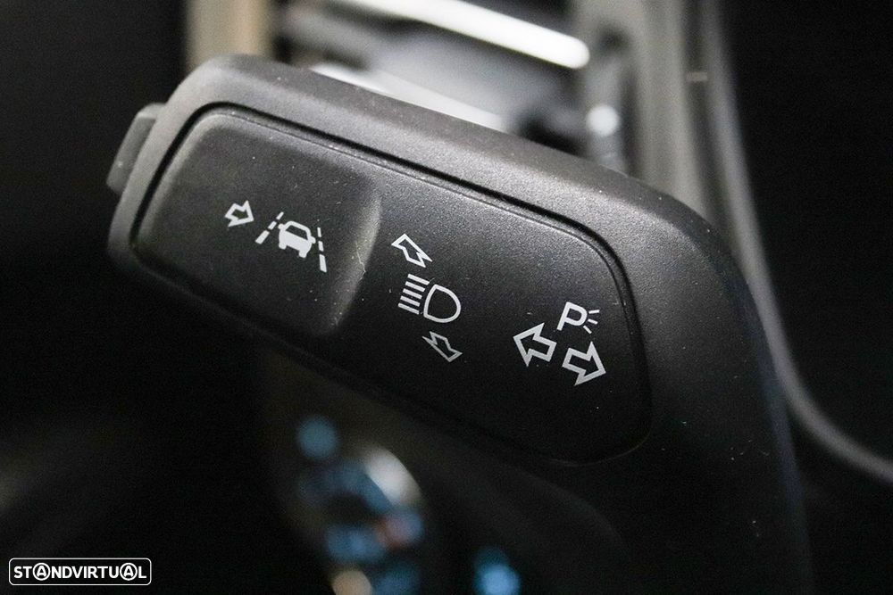 Ford Focus 1.0 EcoBoost MHEV ST-Line X Aut. - 19