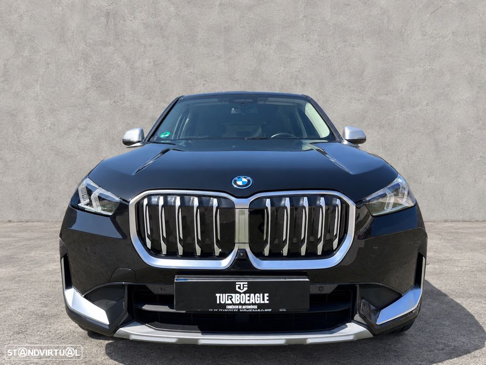 BMW iX1 xDrive30 xLine - 6