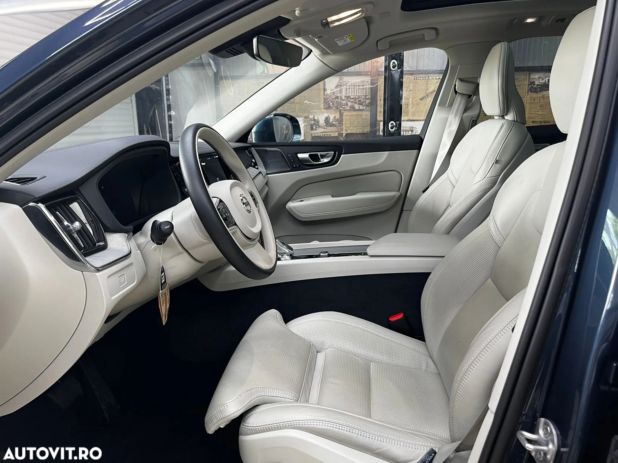 Volvo XC 60 B5 MHEV AT8 AWD Inscription - 22