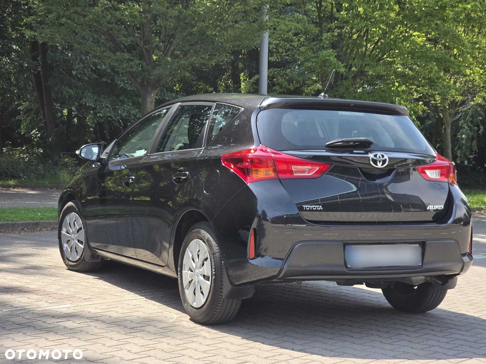Toyota Auris - 5