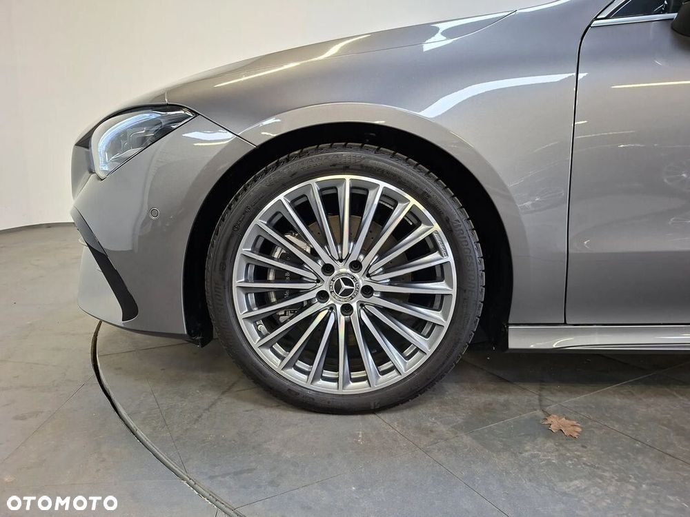 Mercedes-Benz CLA 200 AMG Line 7G-DCT - 15