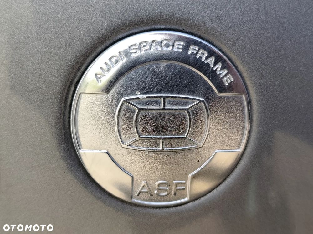 Audi A8 - 25