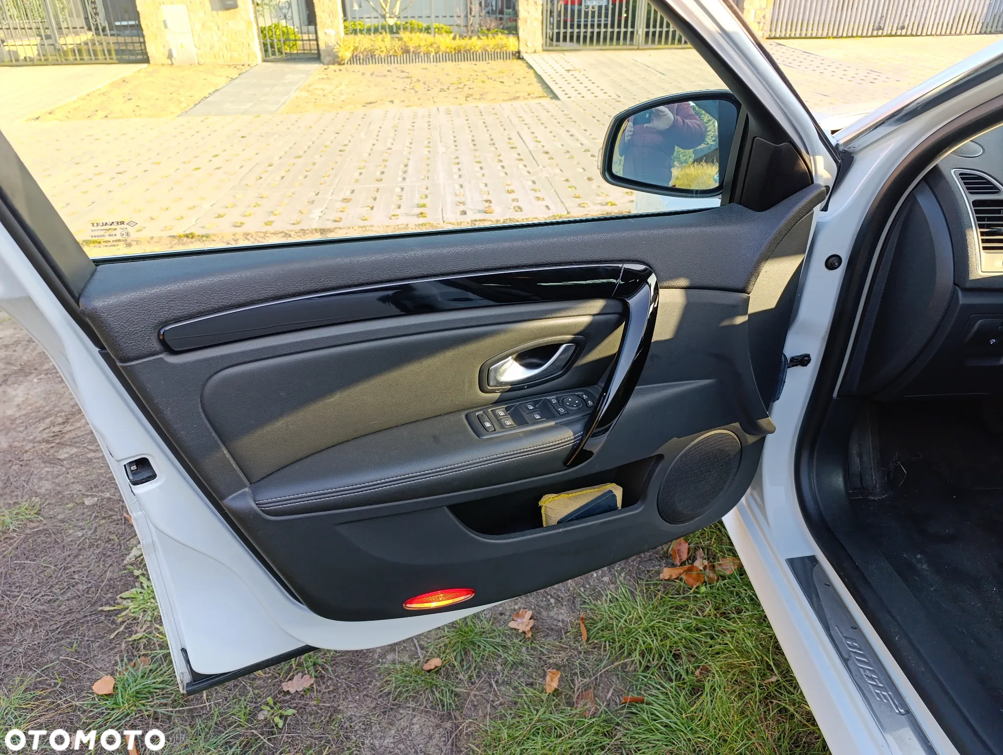 Renault Laguna 2.0 T Bose Edition - 19
